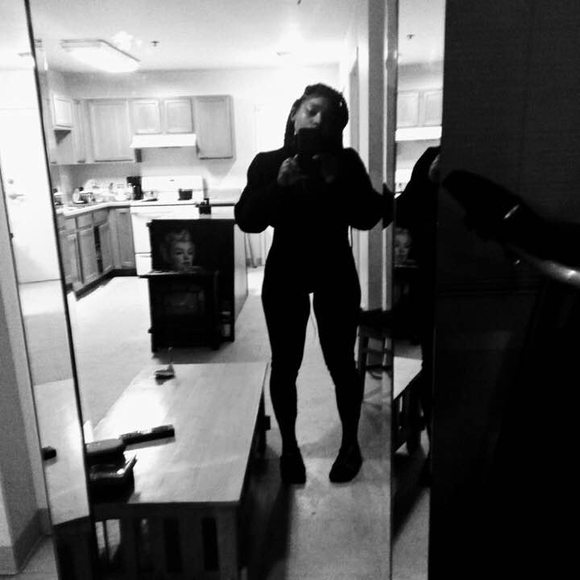 Meet your Posher, Laticia - Picture 1 of 1